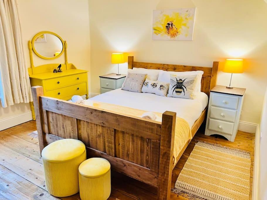 Otley Cottage Экстерьер фото